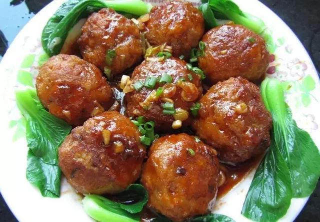 在家怎么做肉丸子才Q弹好吃 d8d6df7af36942a59397ac2a220eddf8.jpeg