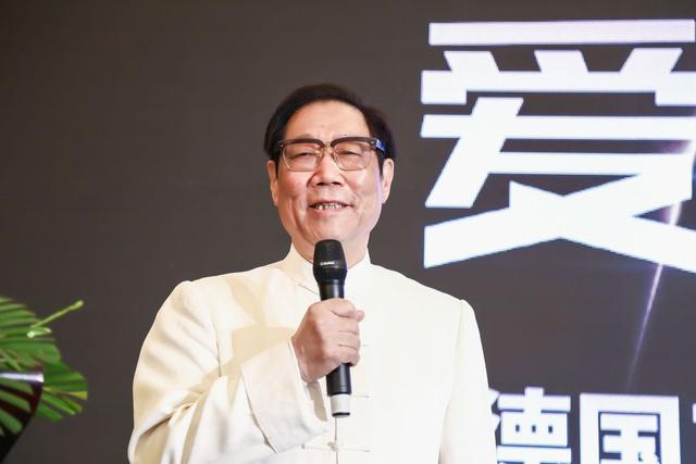 陈萍董事长_邵氏陈萍