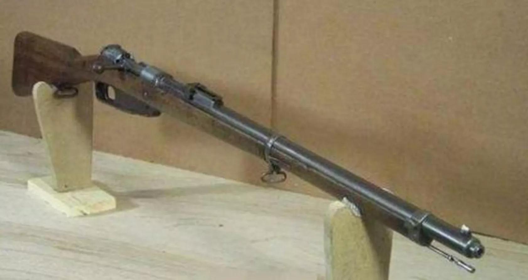 m1917rsc半自动步枪是法国研制出的步枪,在一战爆发的时候法国就是
