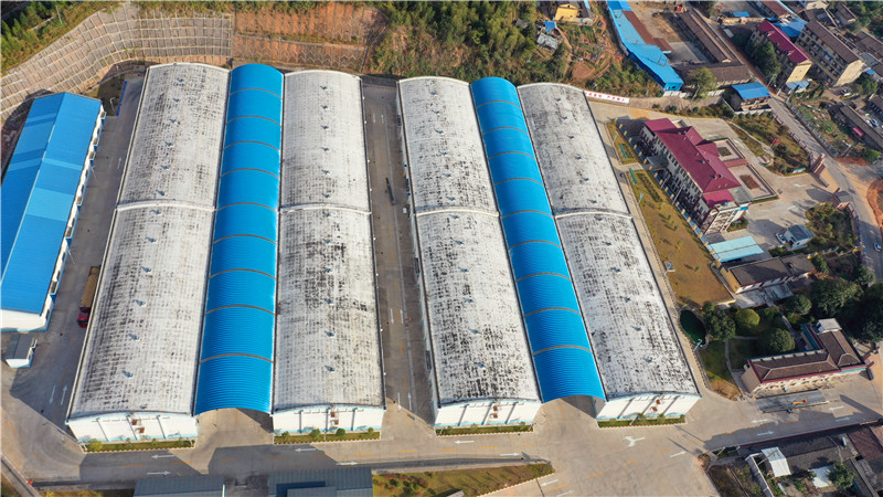 福建粮库罩棚施工拱形屋顶