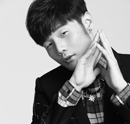 隔屏催婚 李荣浩结婚后粉丝爬墙王俊凯,等小凯结婚了抓紧回来