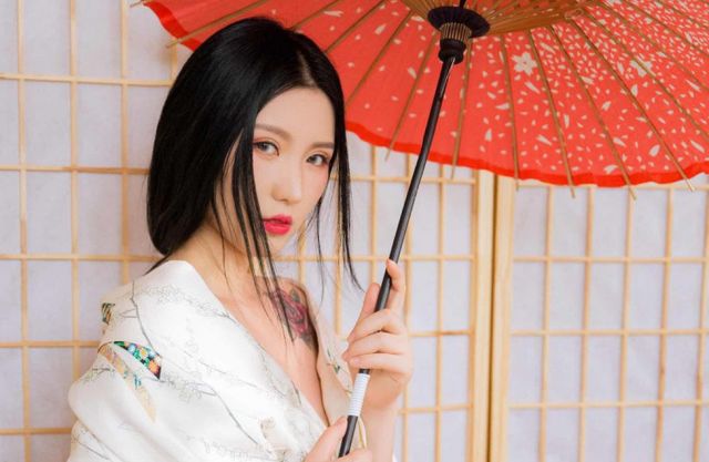 中国美国日本女生 daac8eb8407e4a5cb512d49b5d47cbb5.jpeg