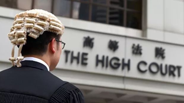 公然叫板全国人大香港大律师公会该吃药了