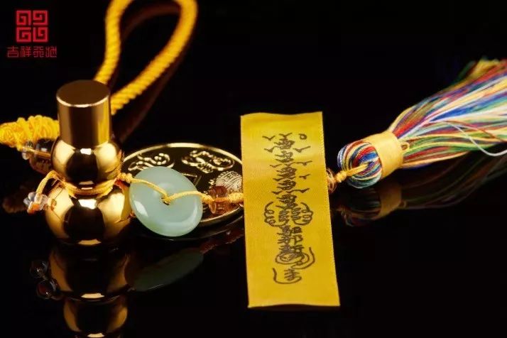 葫芦口小身大可收煞除厄,内置一道 化解五黄的" 五雷化煞符",加上注入