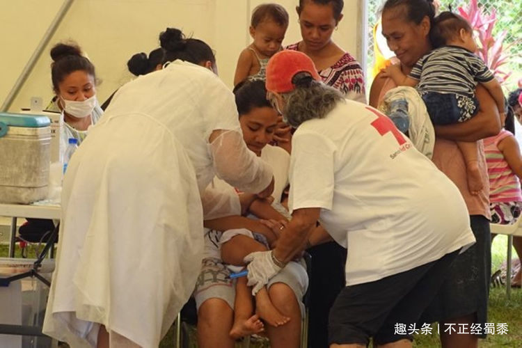 社会妖哥哥：原创萨摩亚麻疹爆发已致16人死亡，2岁男孩的妈妈发出悲伤呼吁