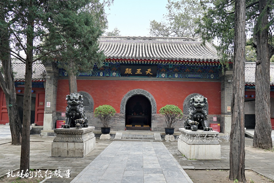 北京城最早的寺院，囚过宋钦宗迷过泰戈尔，藏多件国宝却少有人知