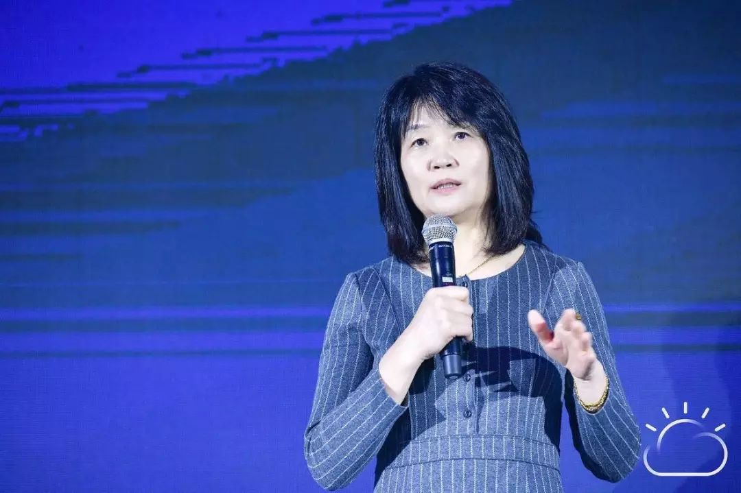 ibm 杰出工程师,ibm 中国首席技术官及客户中心总经理程静