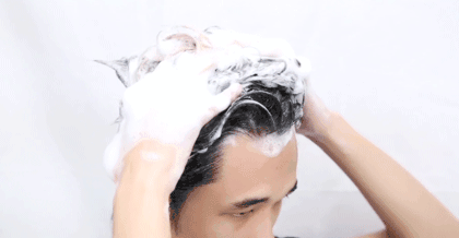 如何摸女生头舒服 987f598c3c43428097a947d4af23e5dd.gif