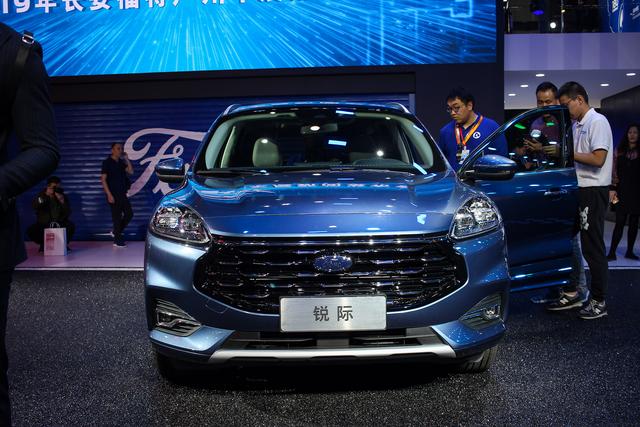 福特全新suv锐际escape亮相广州车展将于12月中旬上市