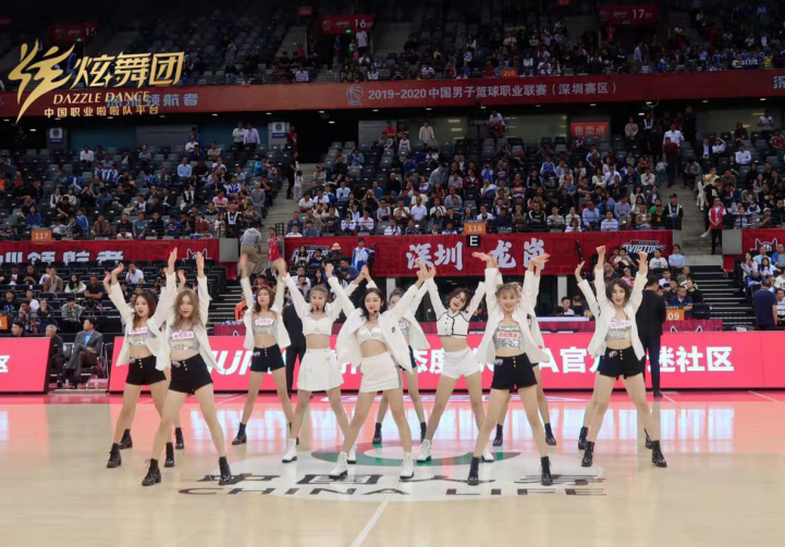 女神啦啦队cba深圳赛场单曲首发《加油加you》!