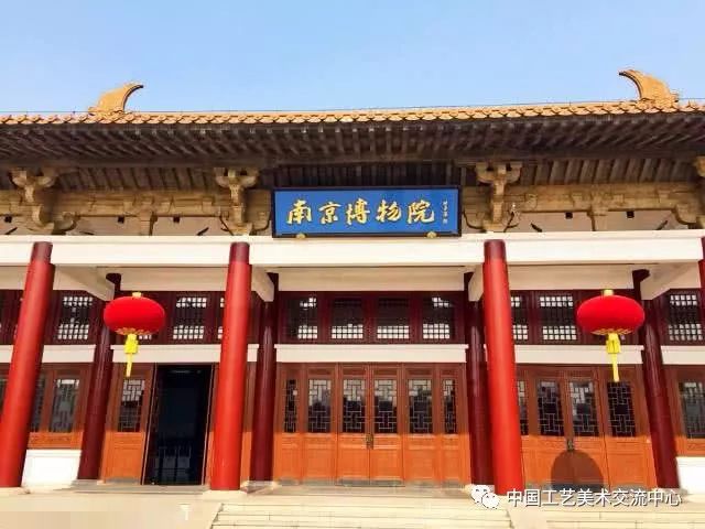中国古美術✦青花釉裏紅捏花蕭何月下で韓信を追う梅瓶✦文房具・純手描き・陶芸・花瓶 中国古美術✦青花釉裏紅捏花蕭何月下で韓信を追う梅瓶✦文房具