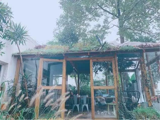 四川民宿多少钱一个月 826fb0c65d574948a58c3af5a21c48b8.jpeg