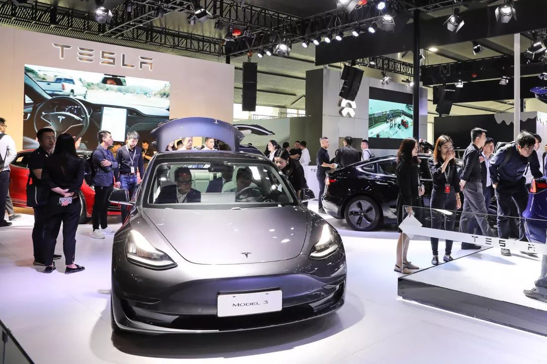 中国制造model3正式亮相2019广州车展并进入特斯拉体验店