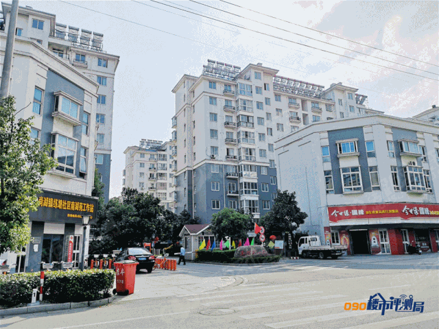 怡景苑 建筑种类:别墅 房源面积:129-260㎡ 挂牌均价:9165元/㎡ 简介