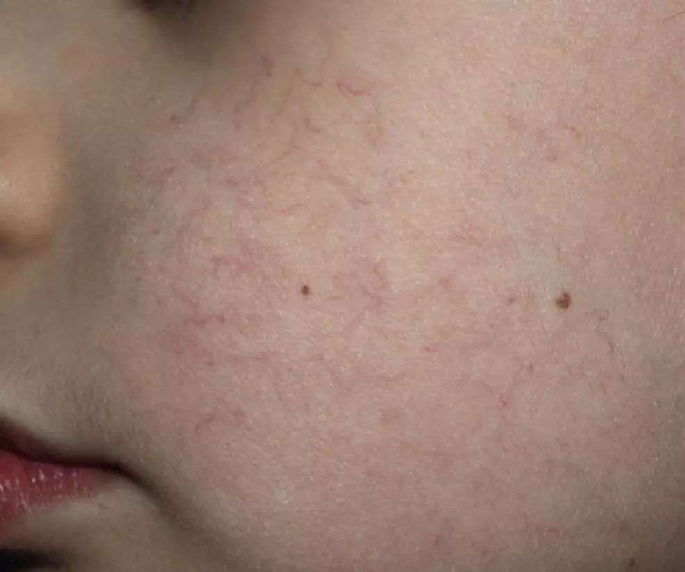 直男最大的误解:姑娘总对着他们脸红