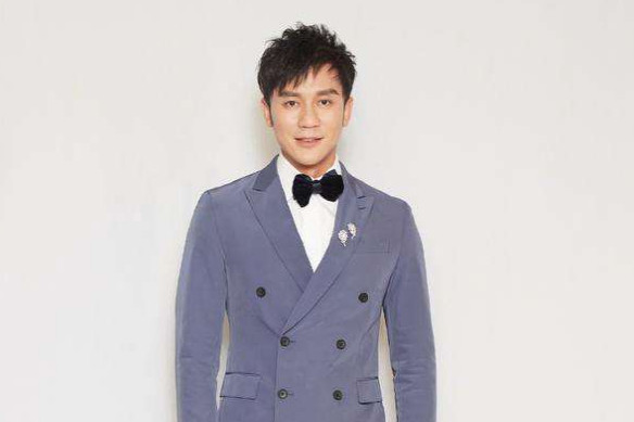 黄晓明曝李晨范冰冰分手真正原因,范冰冰默认