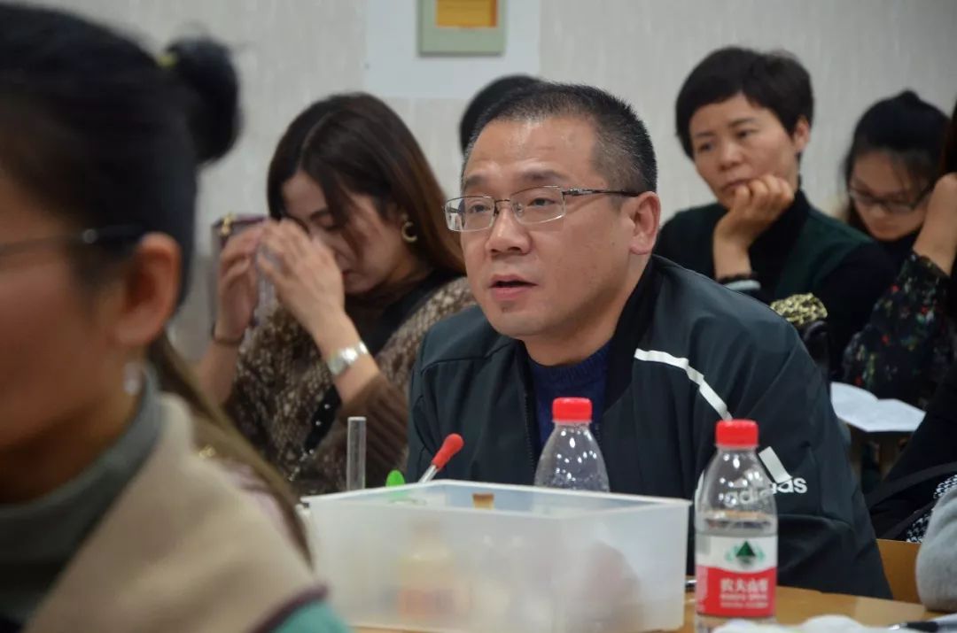 校园动态相互学习共同提高湖州市第五中学来桐乡市现代实验学校交流