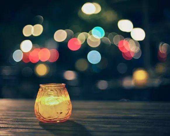 梦见自己因感情事痛哭，内心深处的情感释放与心灵疗愈