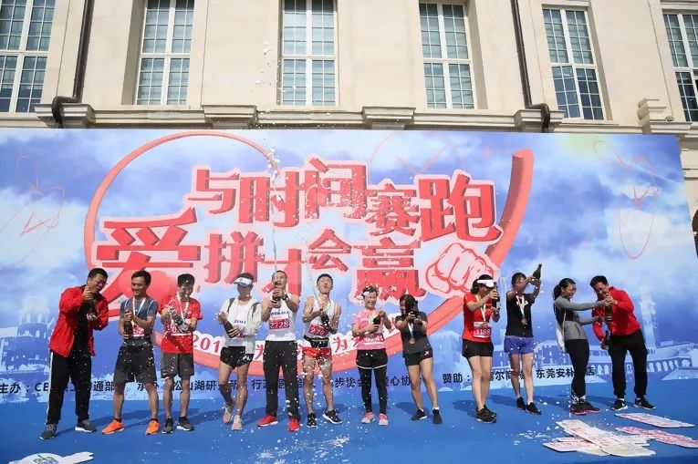 什么难困苦成语_成语故事简笔画(2)
