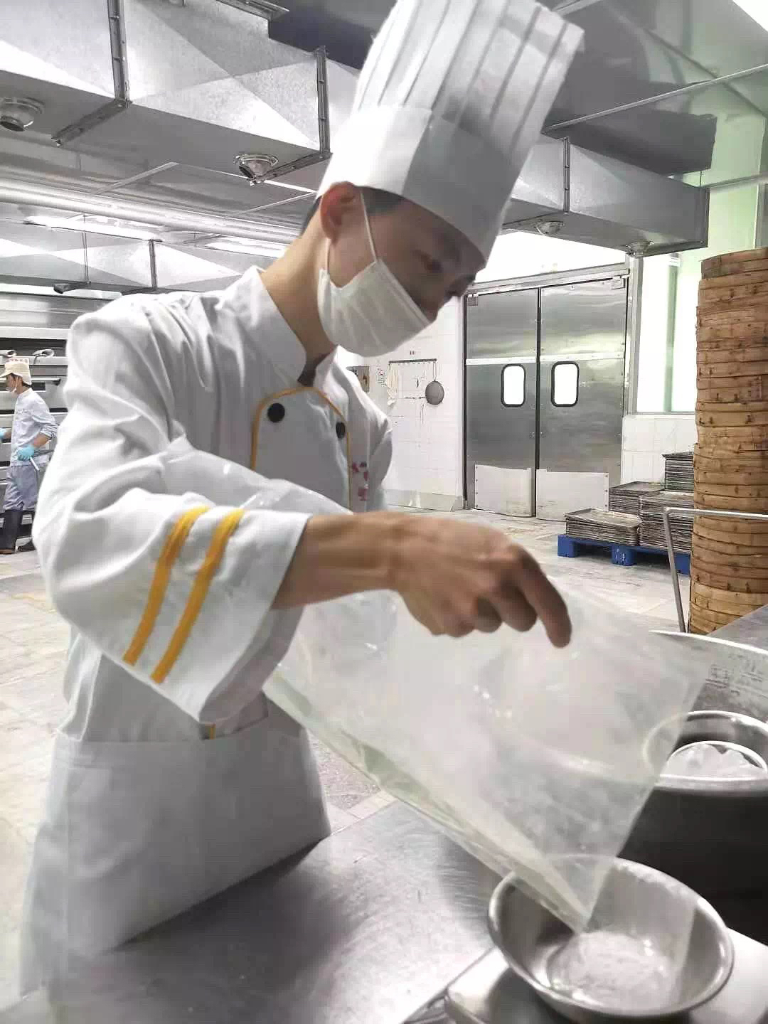 蘑菇怎么画简单又漂亮逼真 1e112291d2b94b358cd3660d6364cf8c.jpeg