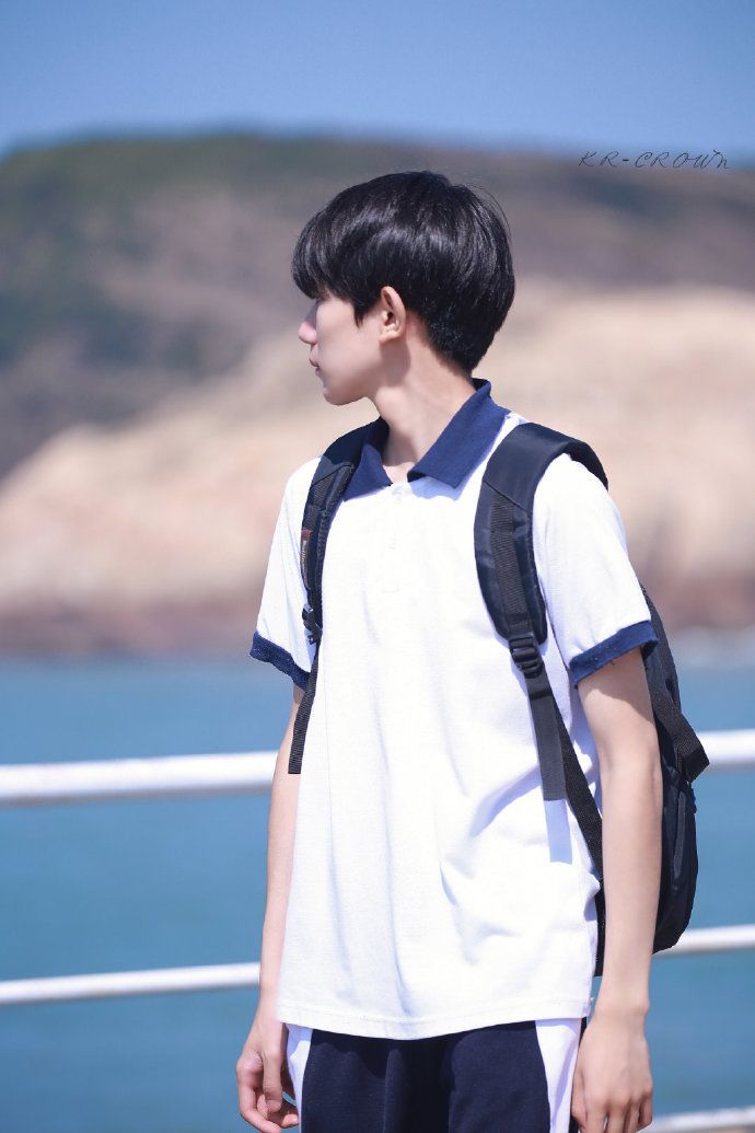 广东学子穿哪里的校服最好看?
