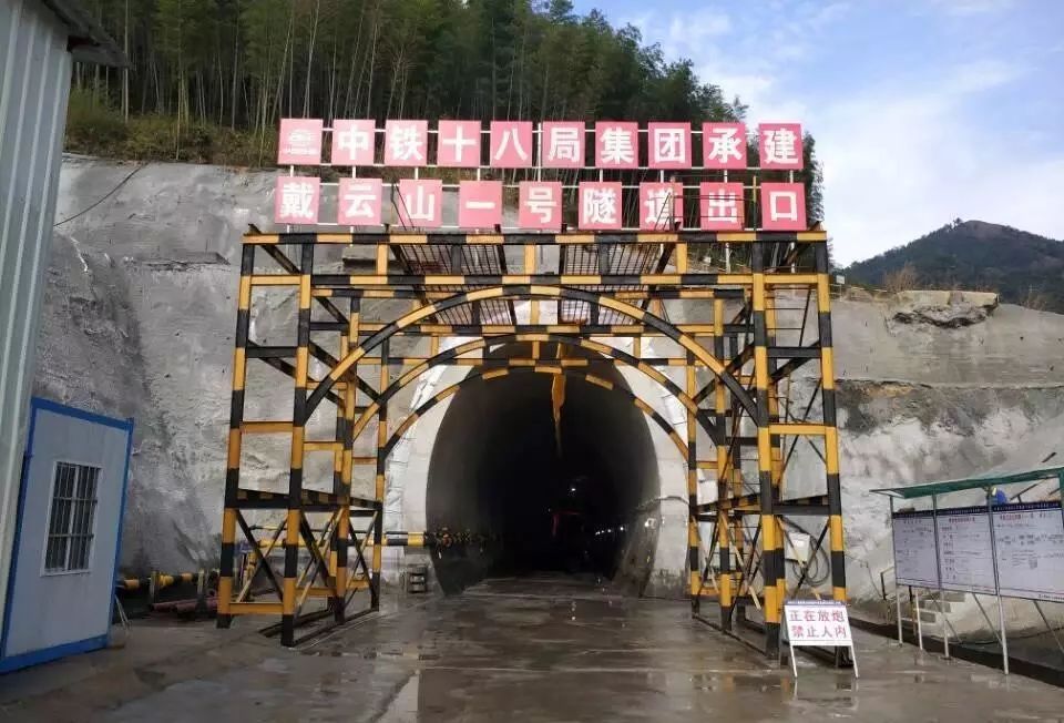 盖德镇人口_盖德穆勒