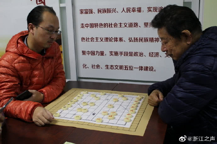 杭州闸弄口街道举办“脑力运动会”暨棋牌比赛