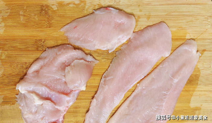鸡胸肉怎么腌制奥尔良味 9a0bb50c7ab046e89f795b7a4adbe06f.png
