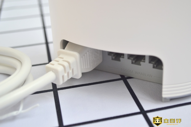 【金测评】华为路由Q2 Pro子母路由器:走遍全