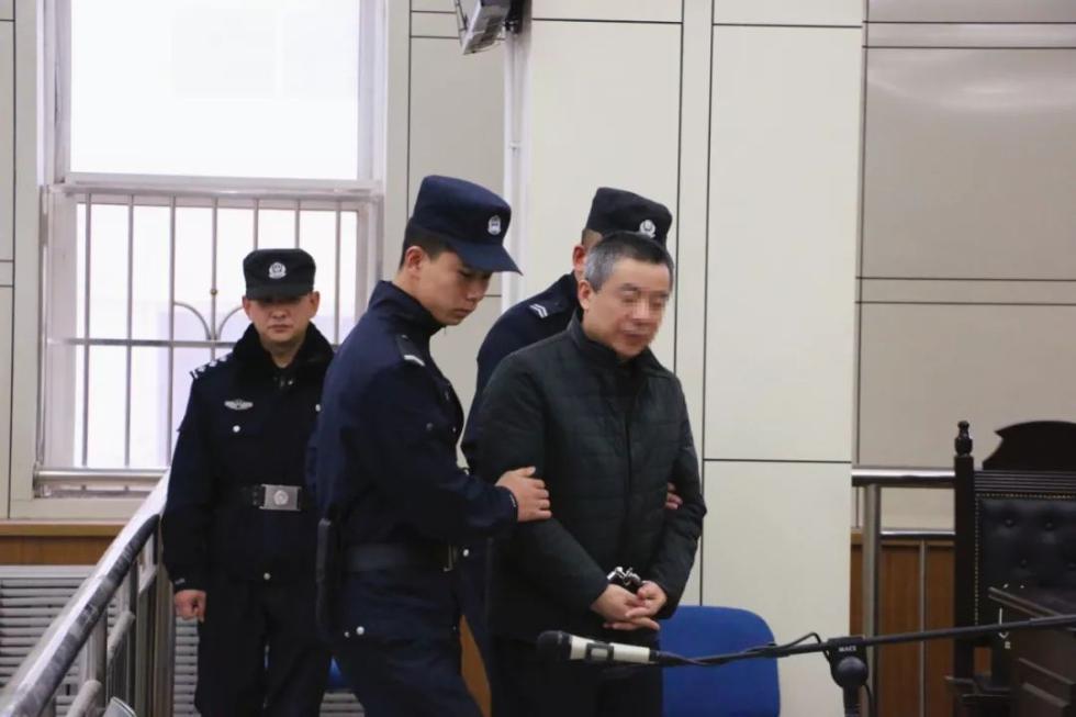 西安交大原副校长张汉荣受贿、国有公司人员滥用职权案开庭