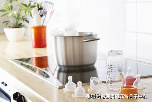奶瓶奶嘴清洗流程 2b1fb84cae2b434f9279ff83db9a4e4c.png