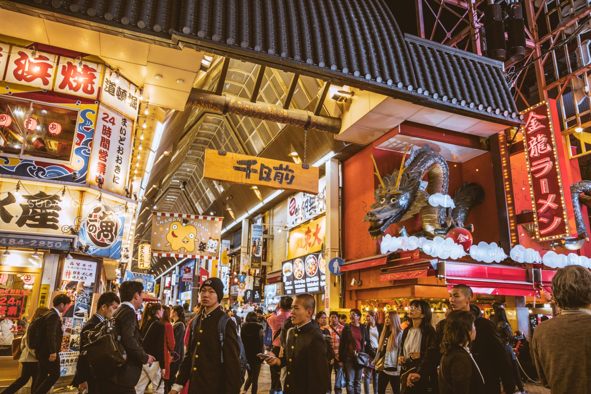 实拍日本美食街：为什么他们能拍出《深夜食堂》？我们却只有模仿