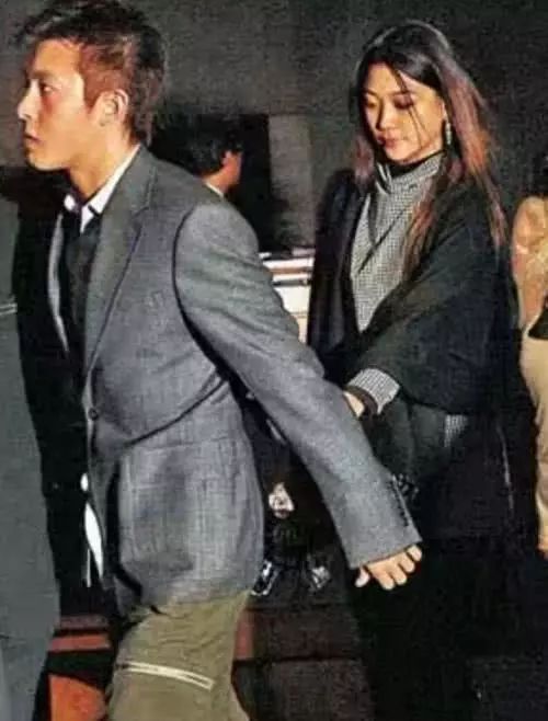 “艳照门”之后仍不离不弃，陈冠希想赚1亿娶她回家，还曾为她割腕自杀？这位顶级白富美啥来头...