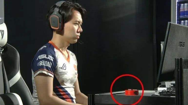 电竞选手的键盘