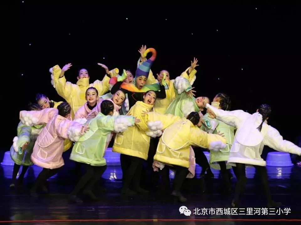 北京市第二十二届中小学艺术节展演舞蹈比赛