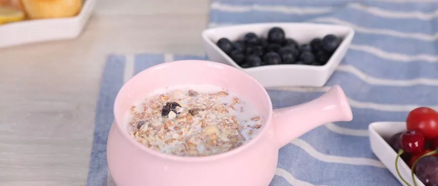 酸奶加什么小料 c92facbcec61425ba8f6504cf9202ef0.jpeg