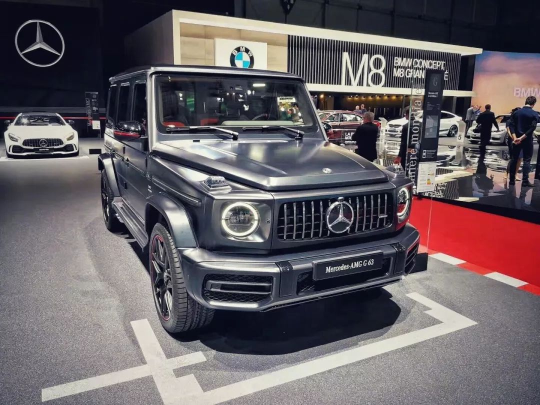 最便宜的奔驰大g是多少钱一辆车 e0069c73a636412b8c0ac4d57c4ffc27.jpeg
