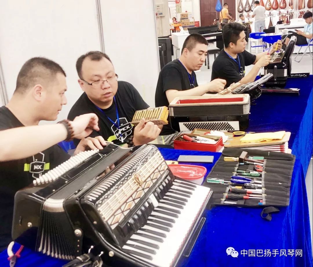 【西安站】11月30日 免费手风琴维修服务将在西安进口手风琴展览会