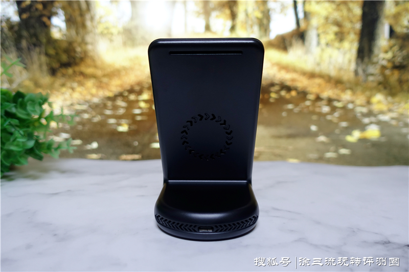 无线充电手机支架靠谱吗 182f708521af4b02988f2598922a3ac3.jpeg