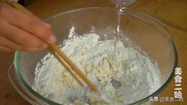 在家怎么做面粉 205ad327d5ba4962887f70cb39df9aba.jpeg