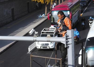 取消人工收费北京下月起道路停车全部实行电子收费