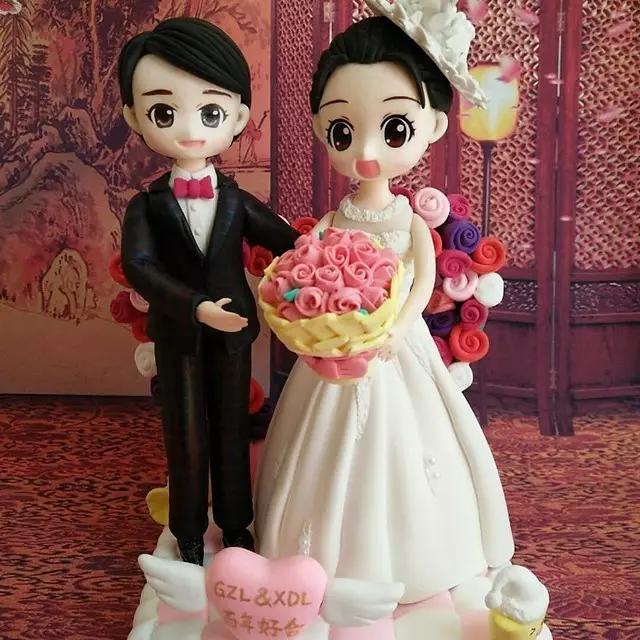 婚纱人偶图片_蔡徐坤与婚纱人偶图片