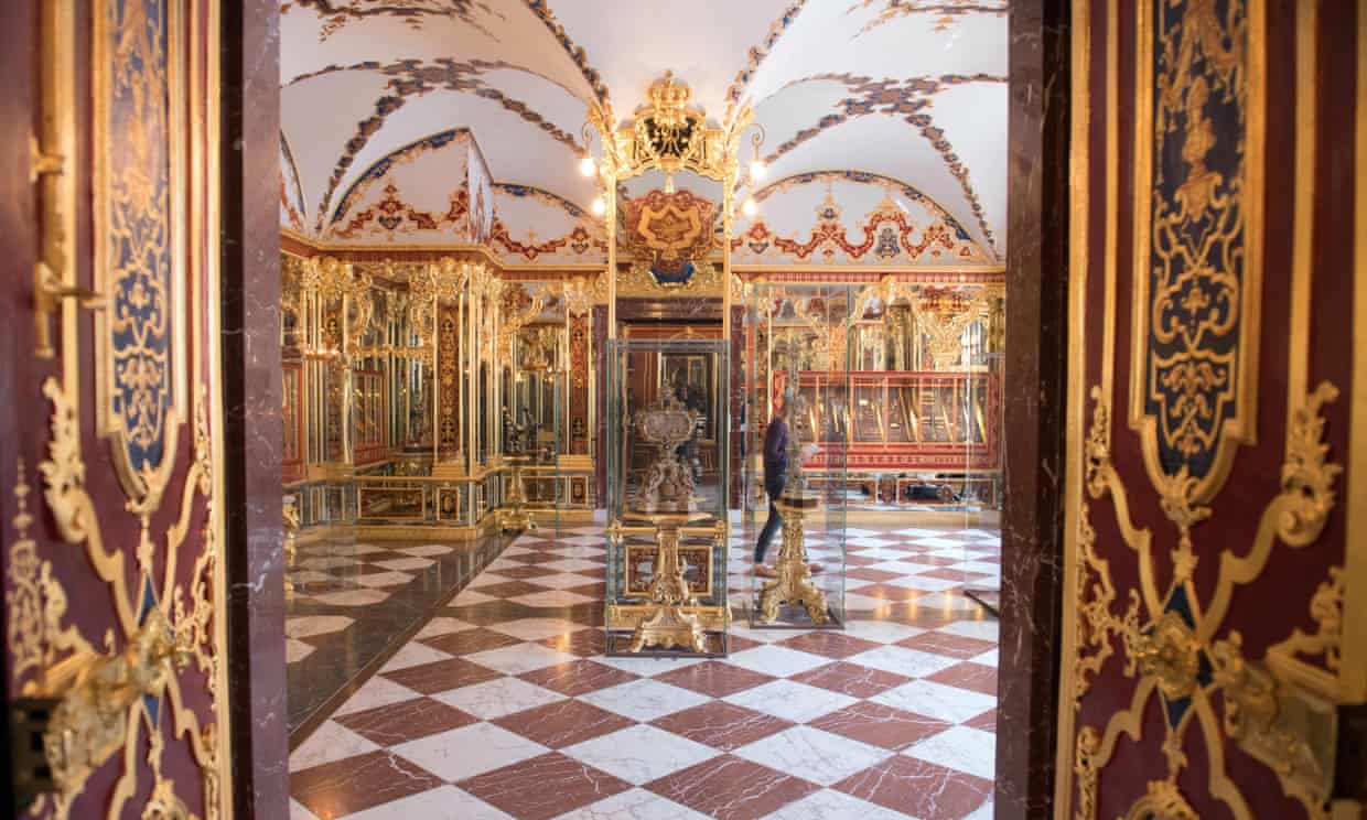 欧洲最大珍宝馆之一失窃，可能是二战后最大艺术品盗窃案
