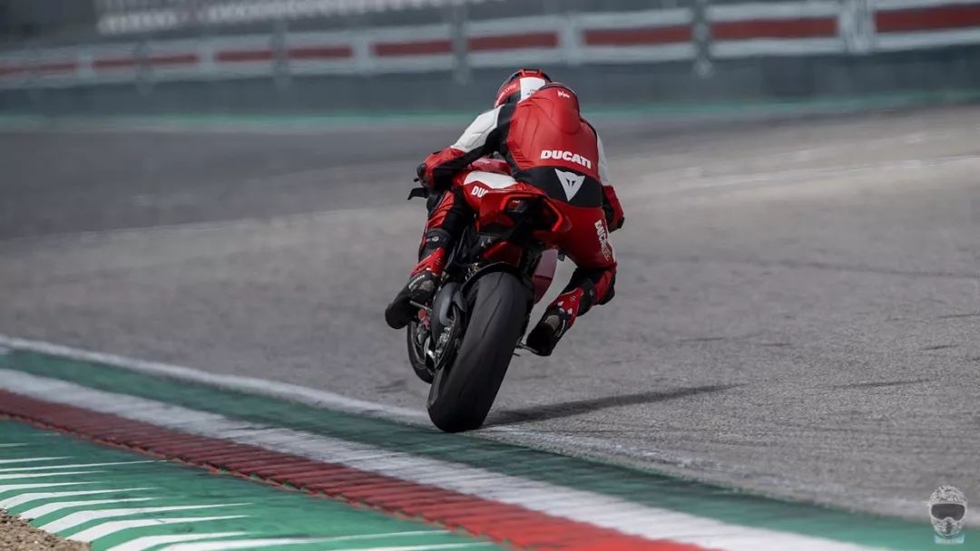 仿赛档案|2020款ducati panigale v4/v4s 速度的科学