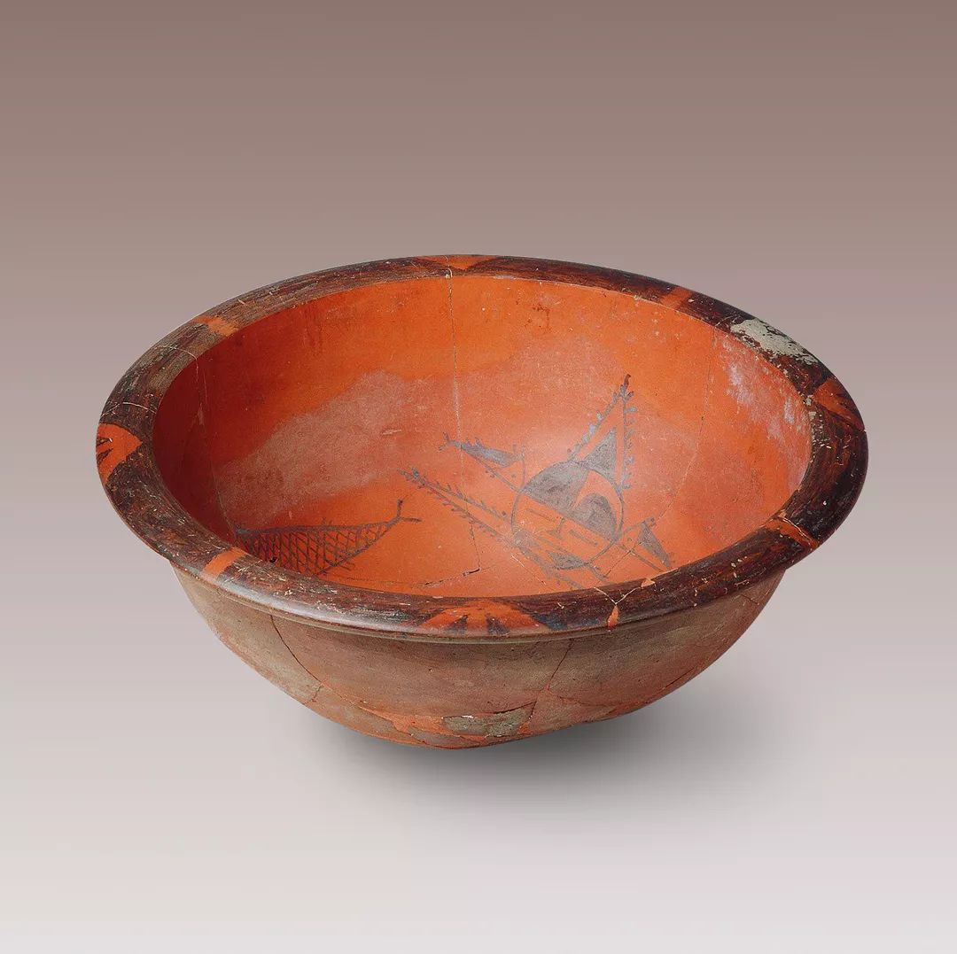 中国古代陶器珍品——距今7000年前的鱼鸟纹彩陶壶_凤凰网视频_凤凰网