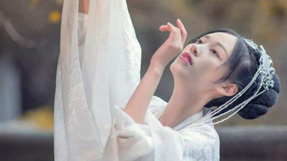 什么叫相思催人苦 448898aa9e97402591fe7d7be03637af.jpeg