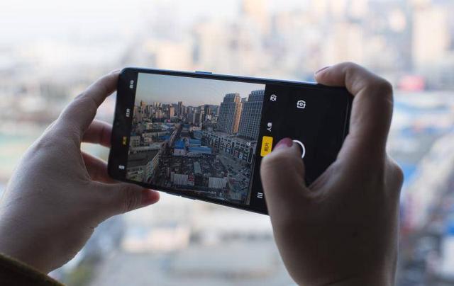 哪个手机拍照好打游戏也好 501ed0b298da401abbd49914f05282bd.jpeg