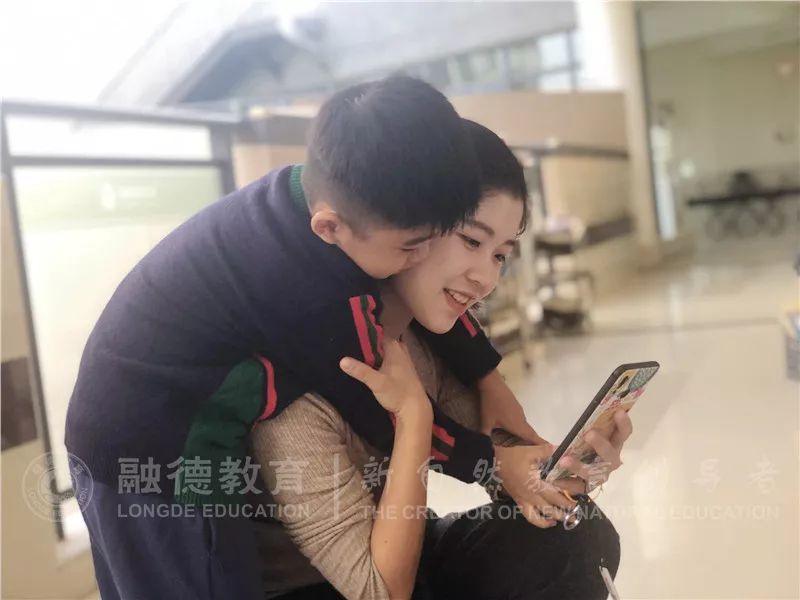 融德里 | 甜甜的话对你说