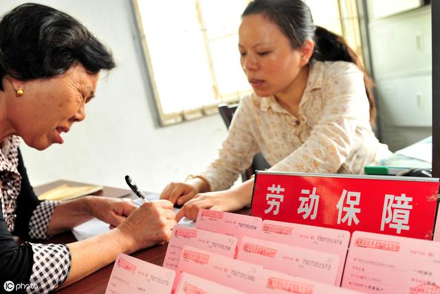 55c83e703c104563ae6e2e6d2a725f2c.jpeg
