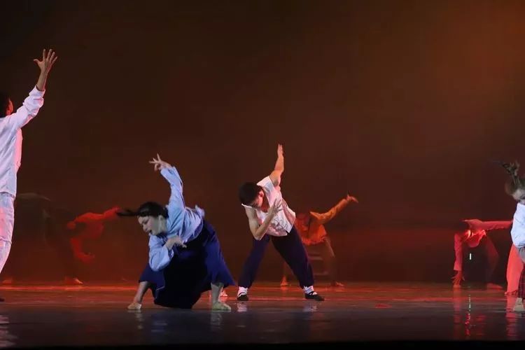 好一点舞蹈完全版长视频 61aa6bd6d30d4433b6e034166a5bca33.jpeg